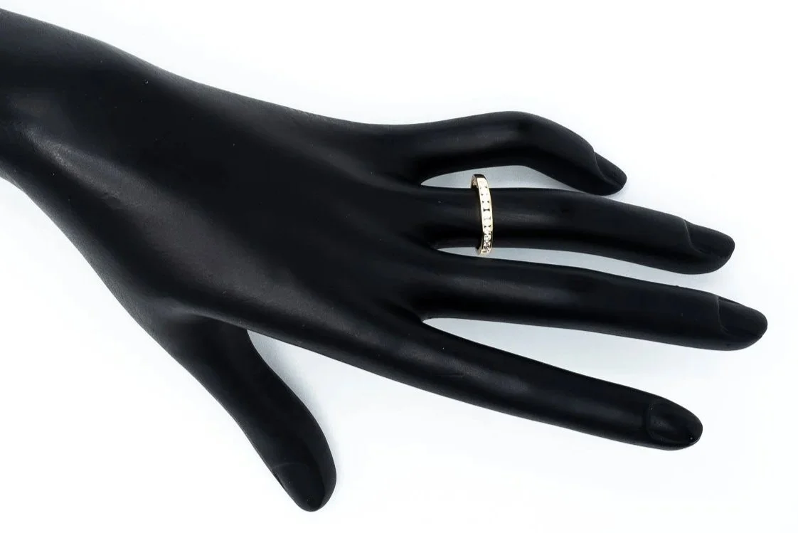 (H)Yellow Gold Round Brilliant Cut Diamond Band