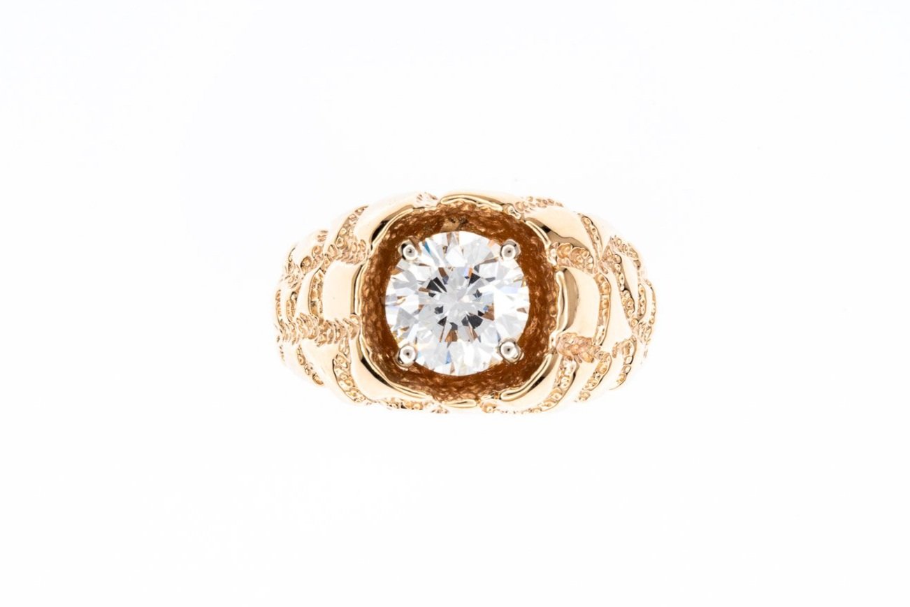 (T)Yellow Gold Solitaire Round Brilliant Cut Diamond Men's Band