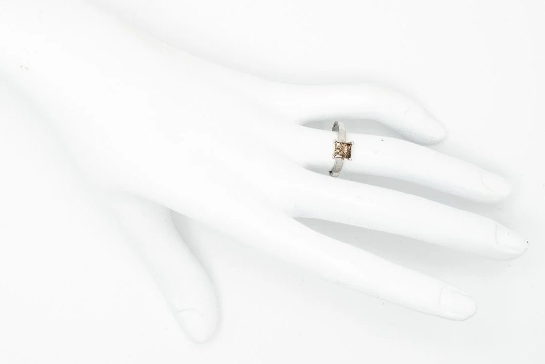 (H)White Gold Solitaire Princess Cut Diamond Engagement Ring