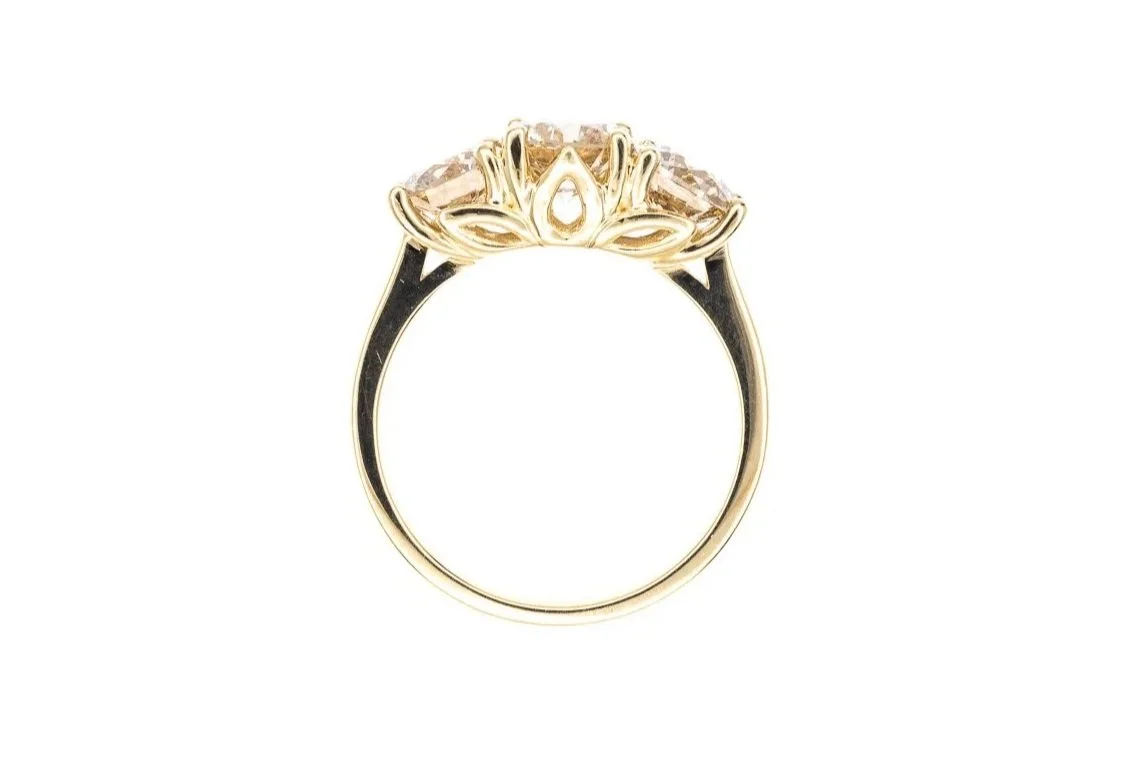 (F)Yellow Gold Round Brilliant Cut Multi Diamond Ring