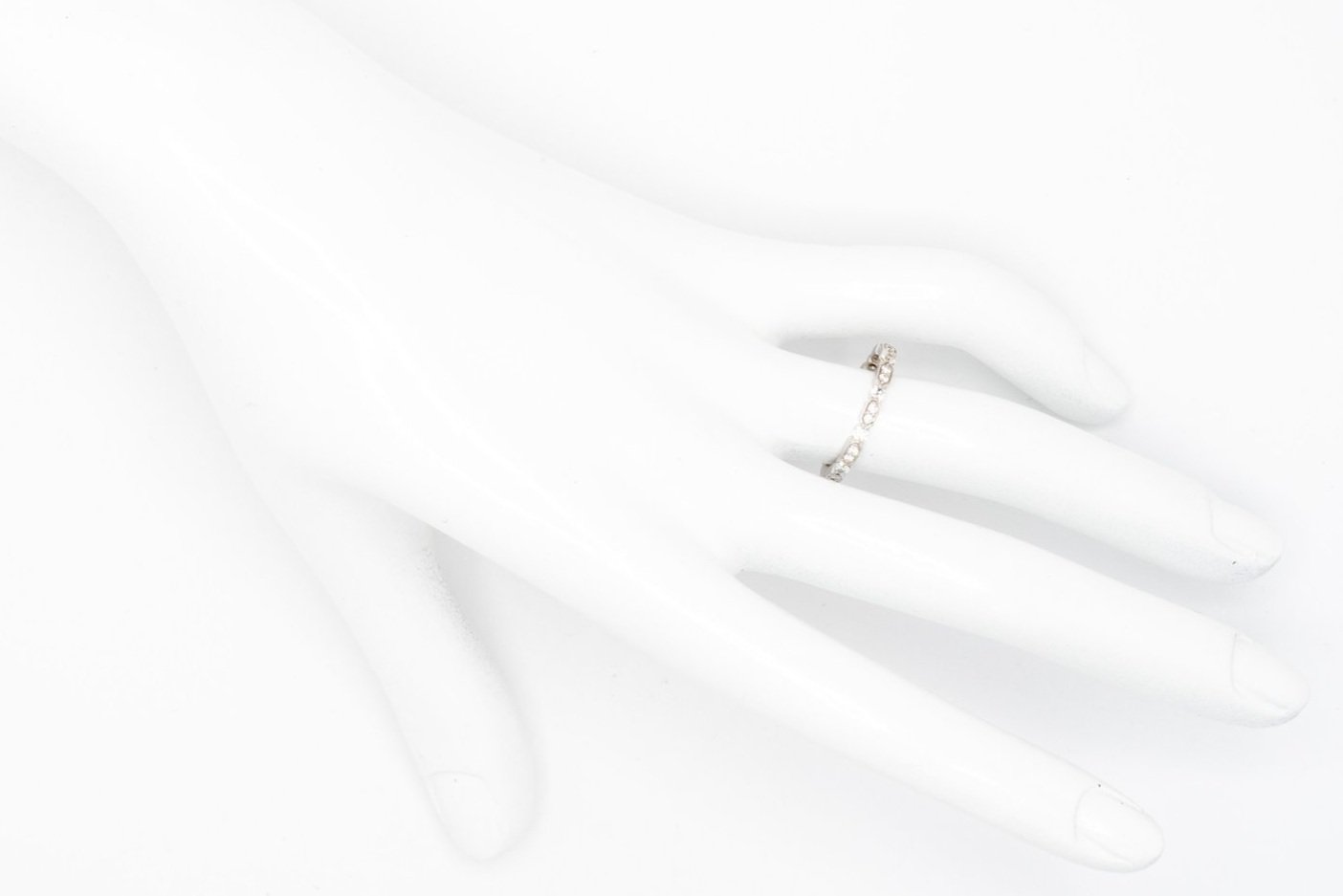 (H)White Gold Round Brilliant Cut Diamond Band