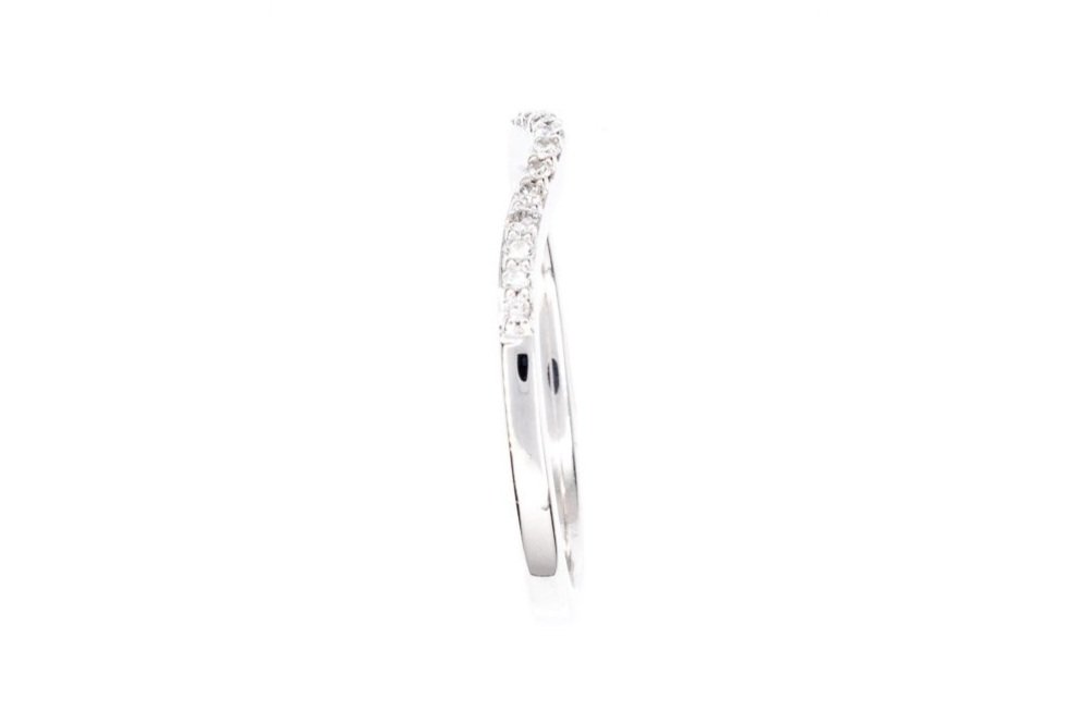 (S)White Gold Round Brilliant Cut Diamond Contoured Band