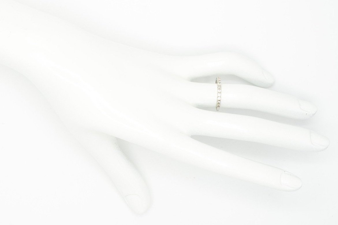 (H)White Gold Round Brilliant Cut Diamond Band