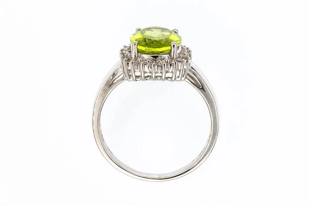 (F)White Gold Diamond Peridot Cluster Gemstone Ring
