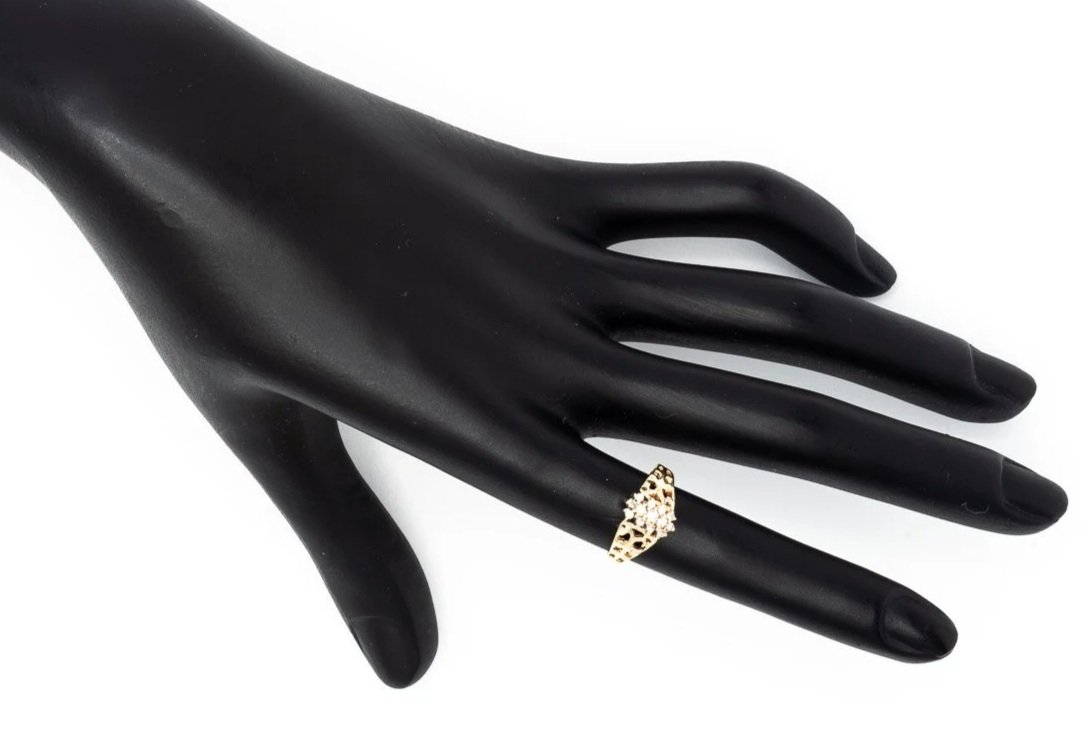 (H)Yellow Gold Round Brilliant Cut Multi Diamond Ring