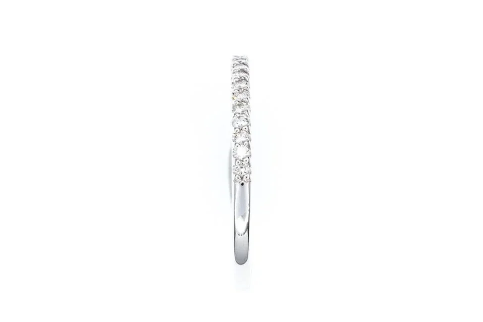(S)White Gold Round Brilliant Cut Diamond Band