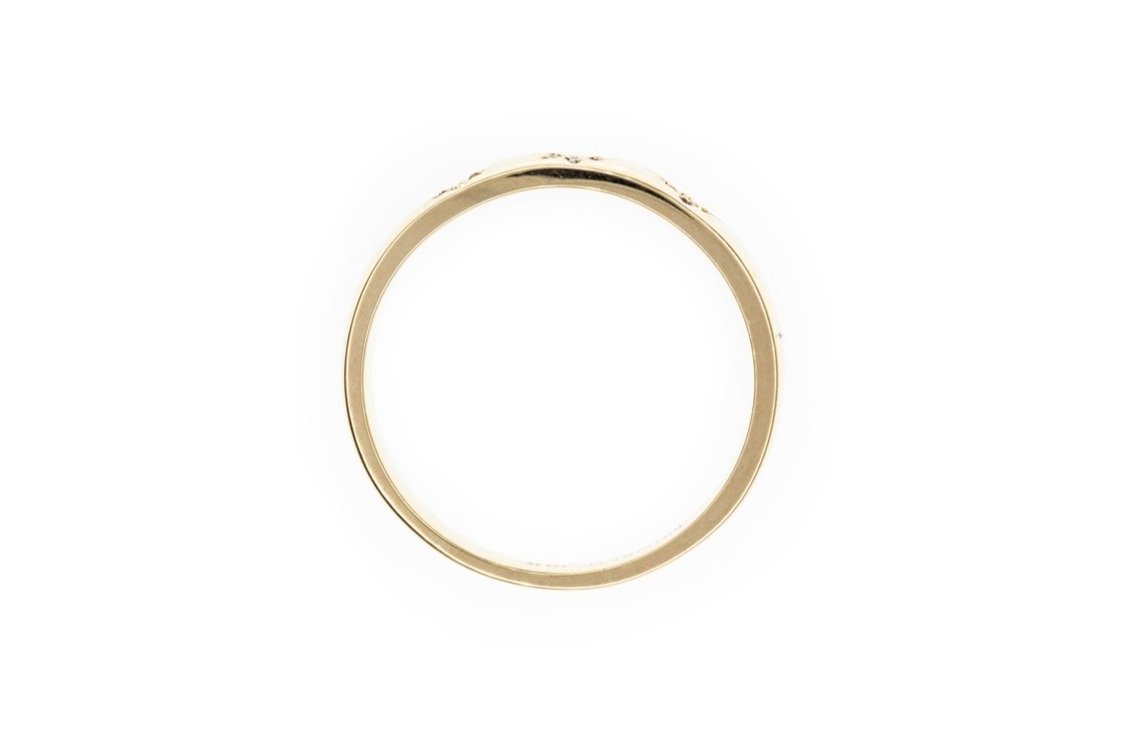 (F)Yellow Gold Single Cut Multi Diamond Band