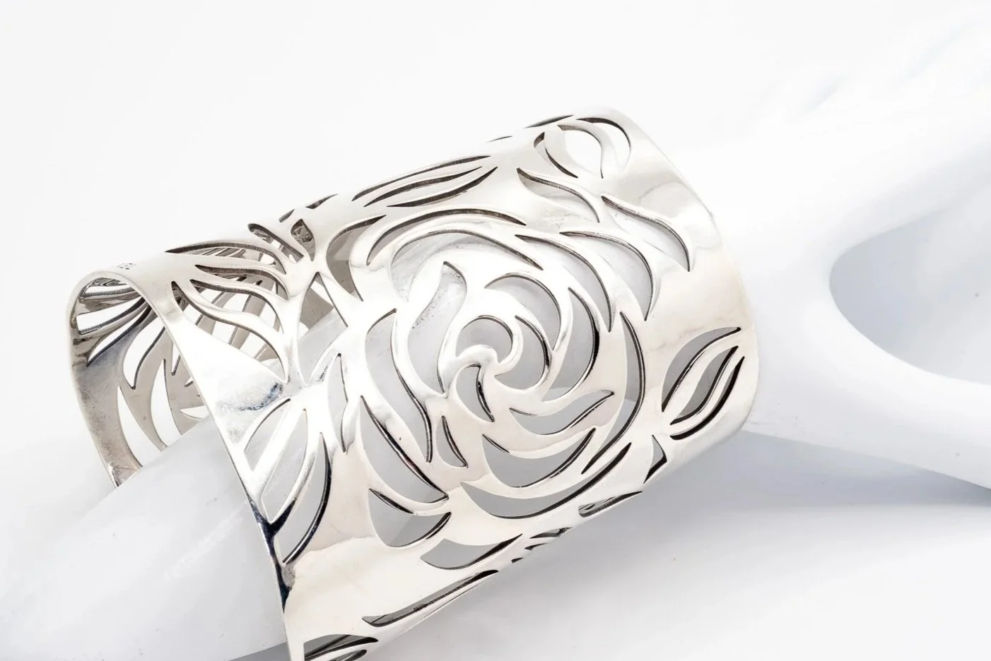 (W)Sterling Silver Designer Chanel Camellia Cuff Bracelet