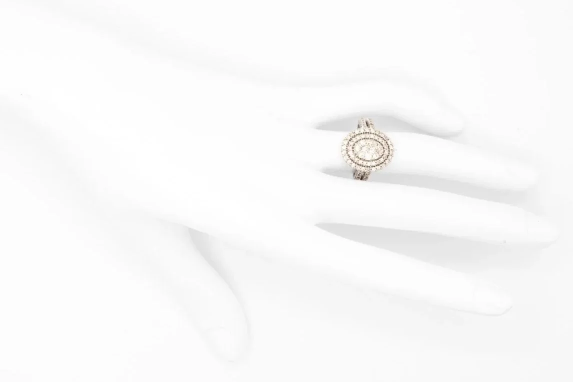 (H)White Gold Round Brilliant Cut Multi Diamond Ring