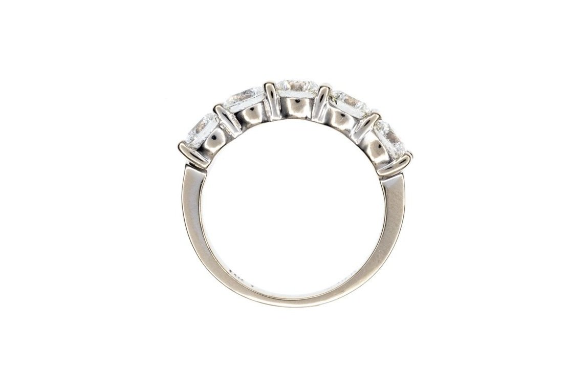 (F)White Gold Round Modified Brilliant Cut Multi Diamond Ring