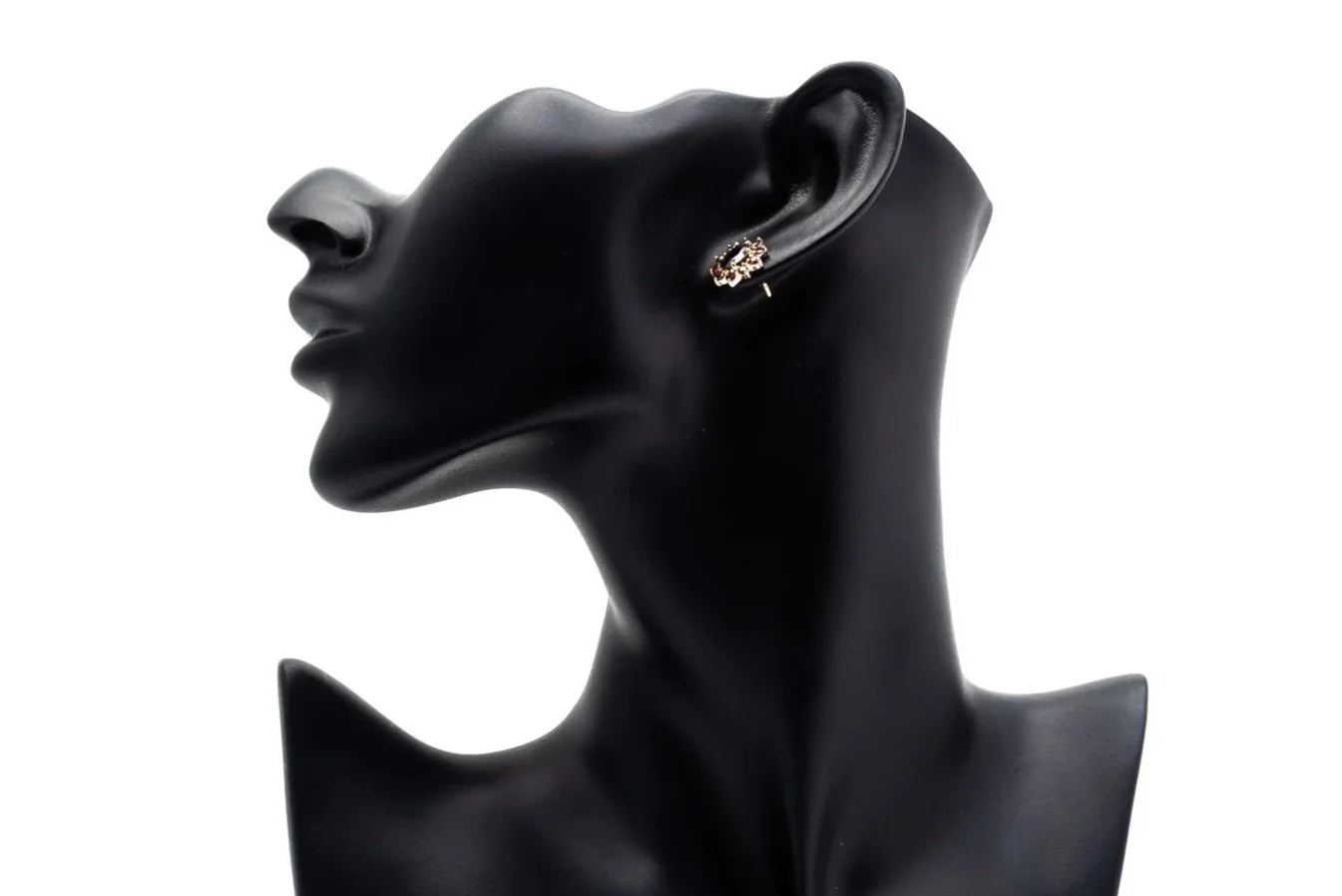 (S)Yellow Gold Almandine Garnet Stud Earrings