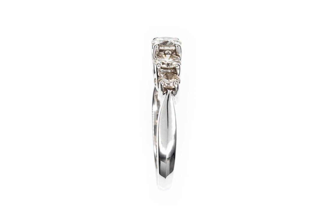(S)White Gold Round Brilliant Cut Five Stone Diamond Ring