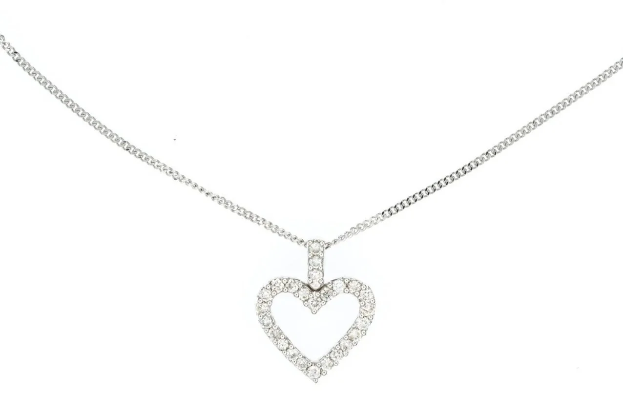 (T)White Gold Round Brilliant Cut Diamond Heart Pendant