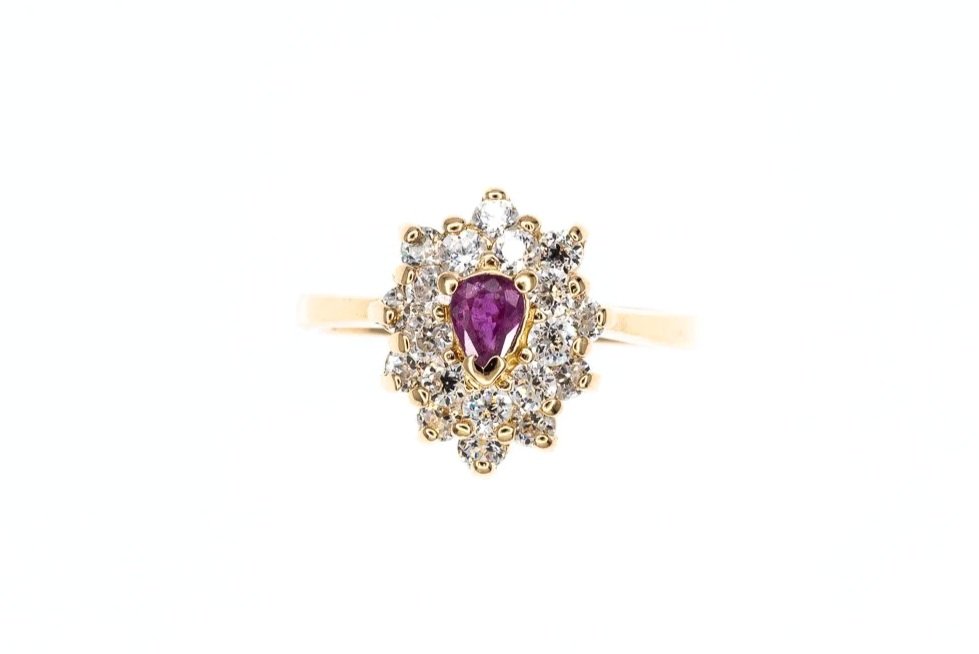 (T)Yellow Gold Cubic Zirconia Cluster Gemstone Ring