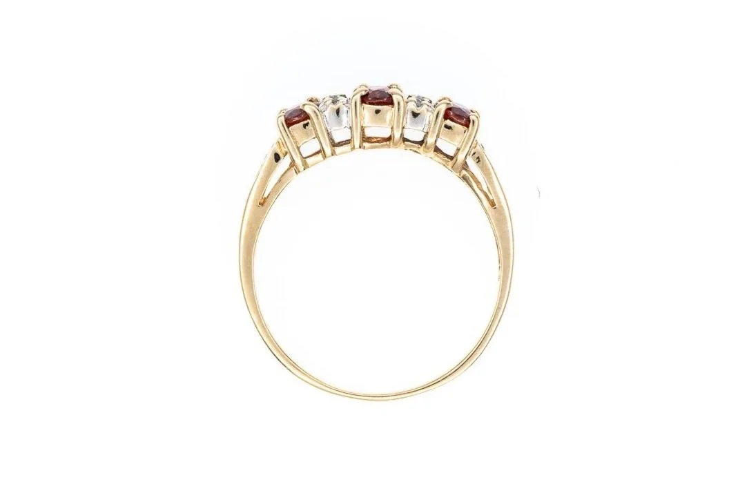(F)Yellow Gold Diamond Almandine Garnet Gemstone Ring