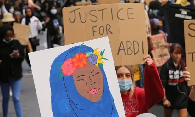 QOYSKA SHUKRI CABDI OO DACWEEEYNAAYO BOOLISKA.