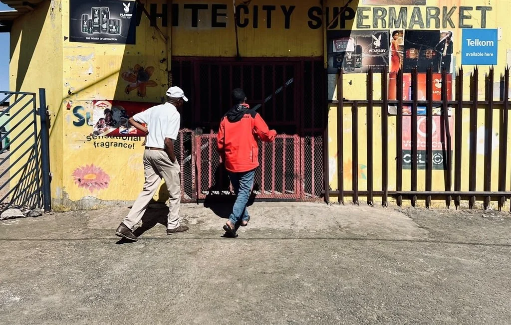 WHITE.jpg