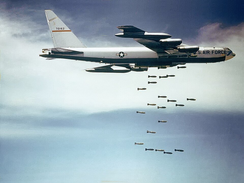B52.jpg