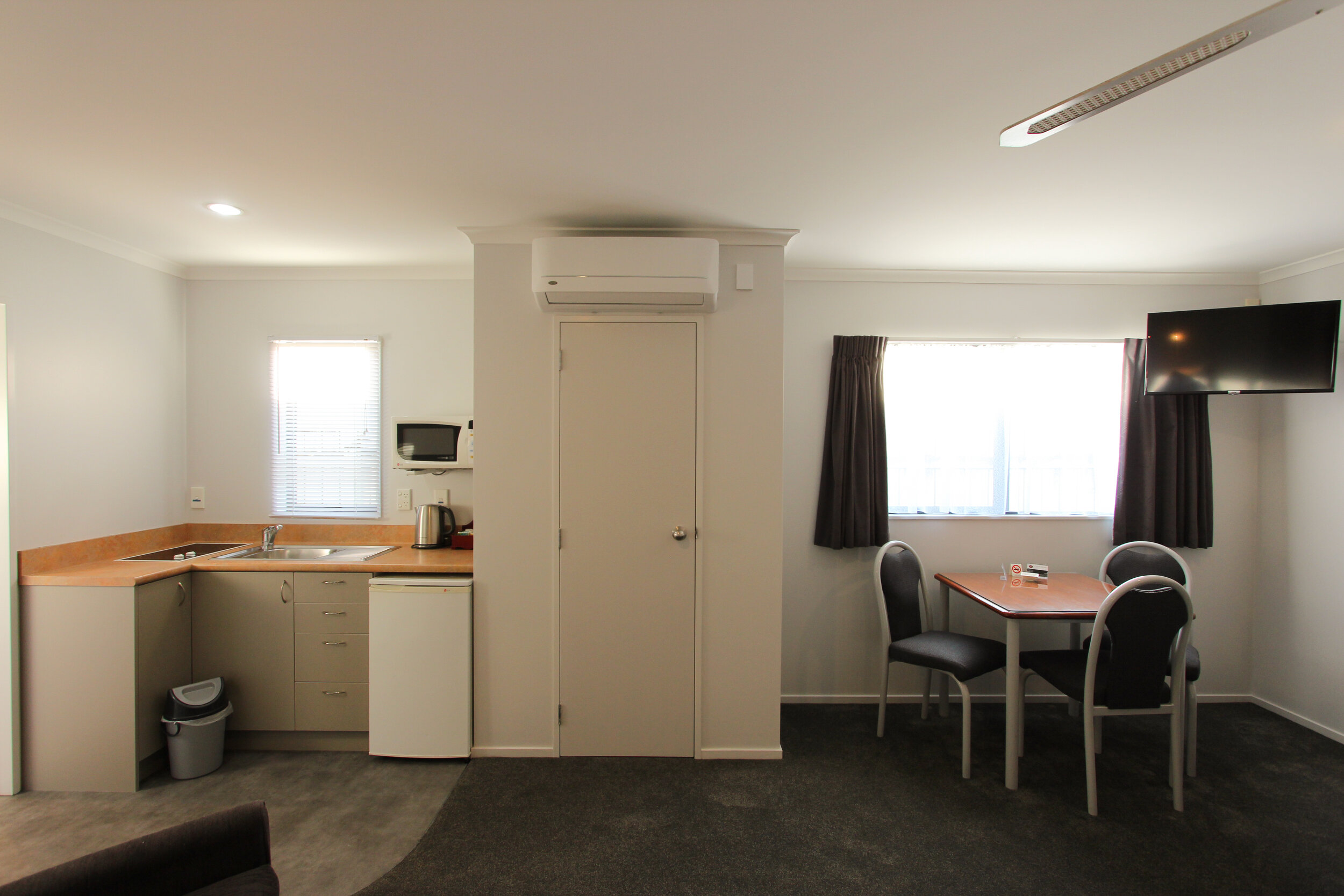 Unit5KitchenandTable.jpg