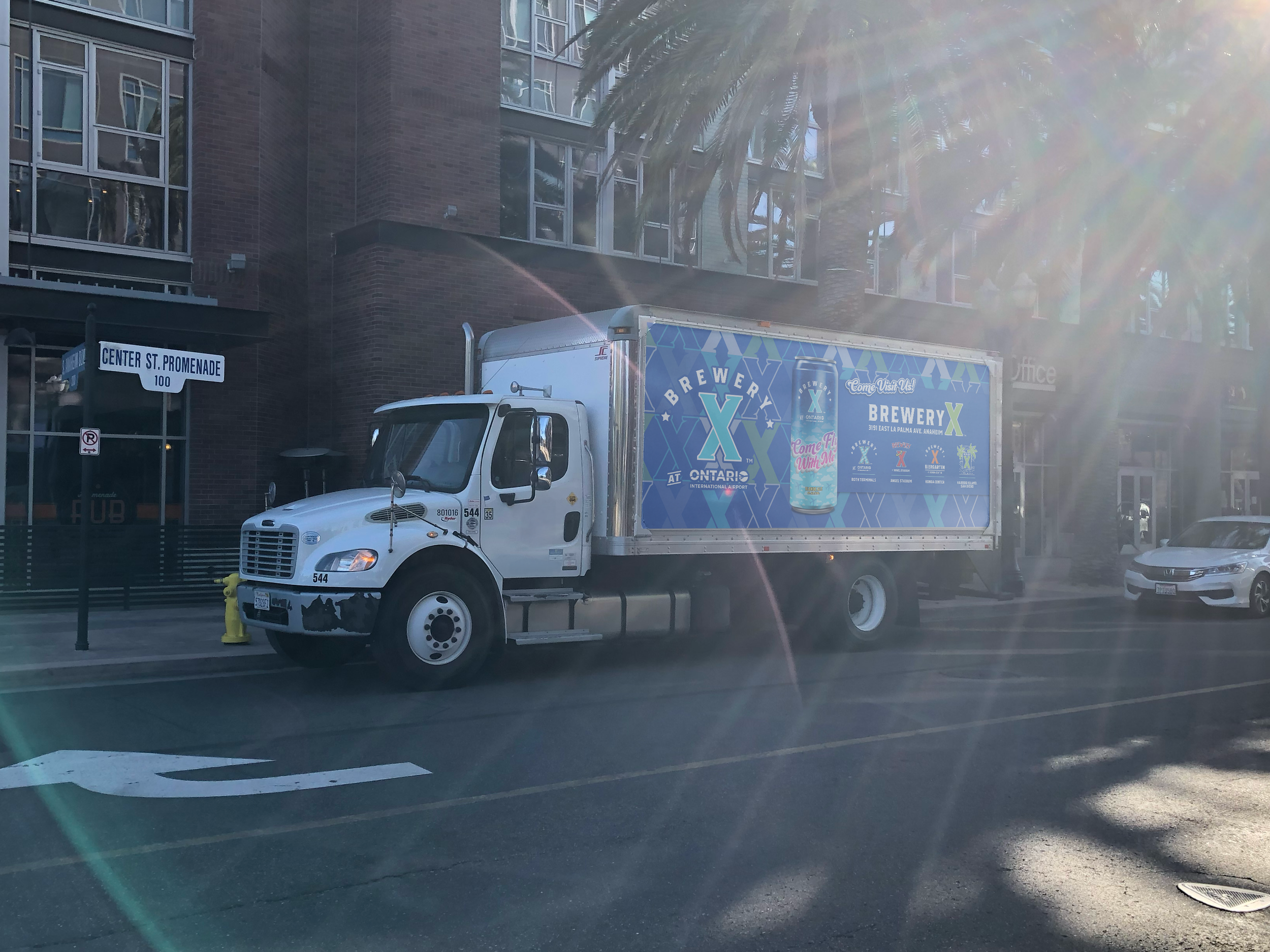 Box Truck_Come Fly 2.png