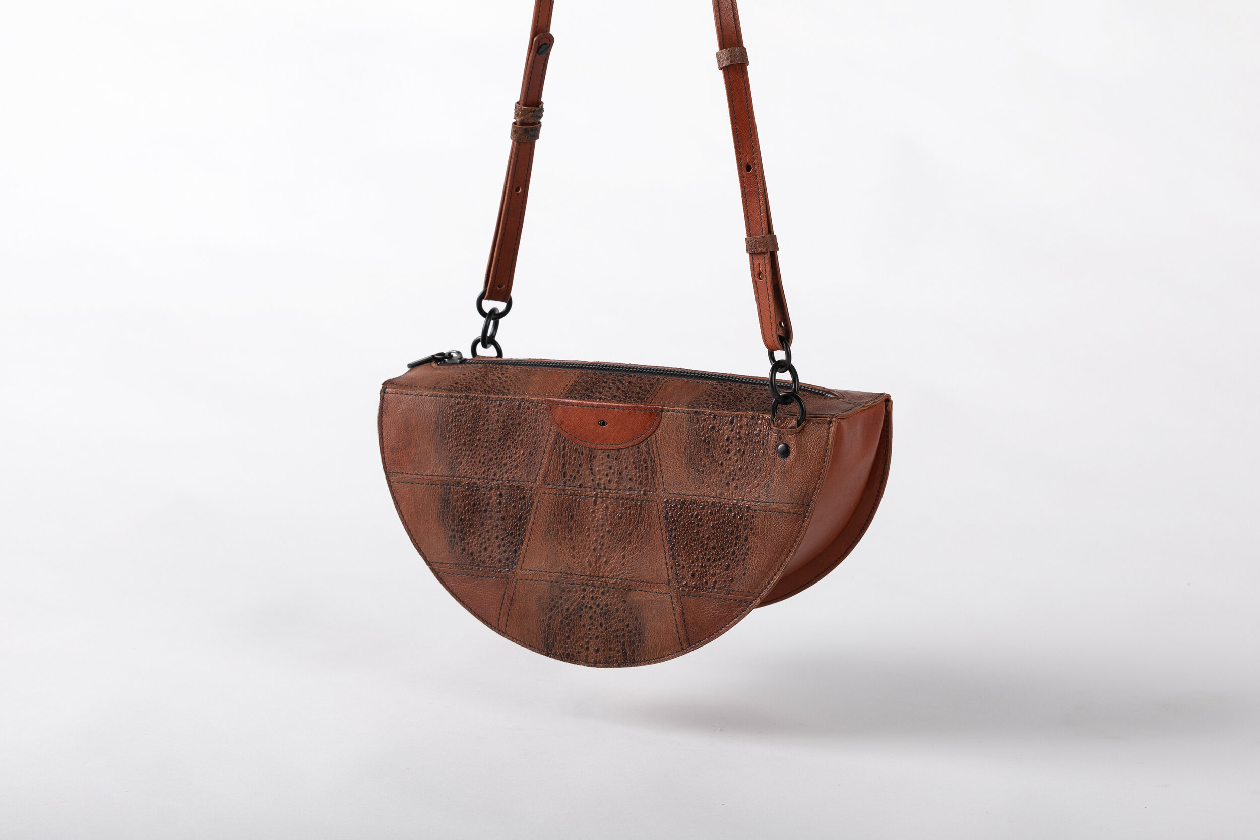 Cane Toad Purse Shoulder Bag - Etsy | Novelty purses, Shoulder jewelry,  Shoulder bag
