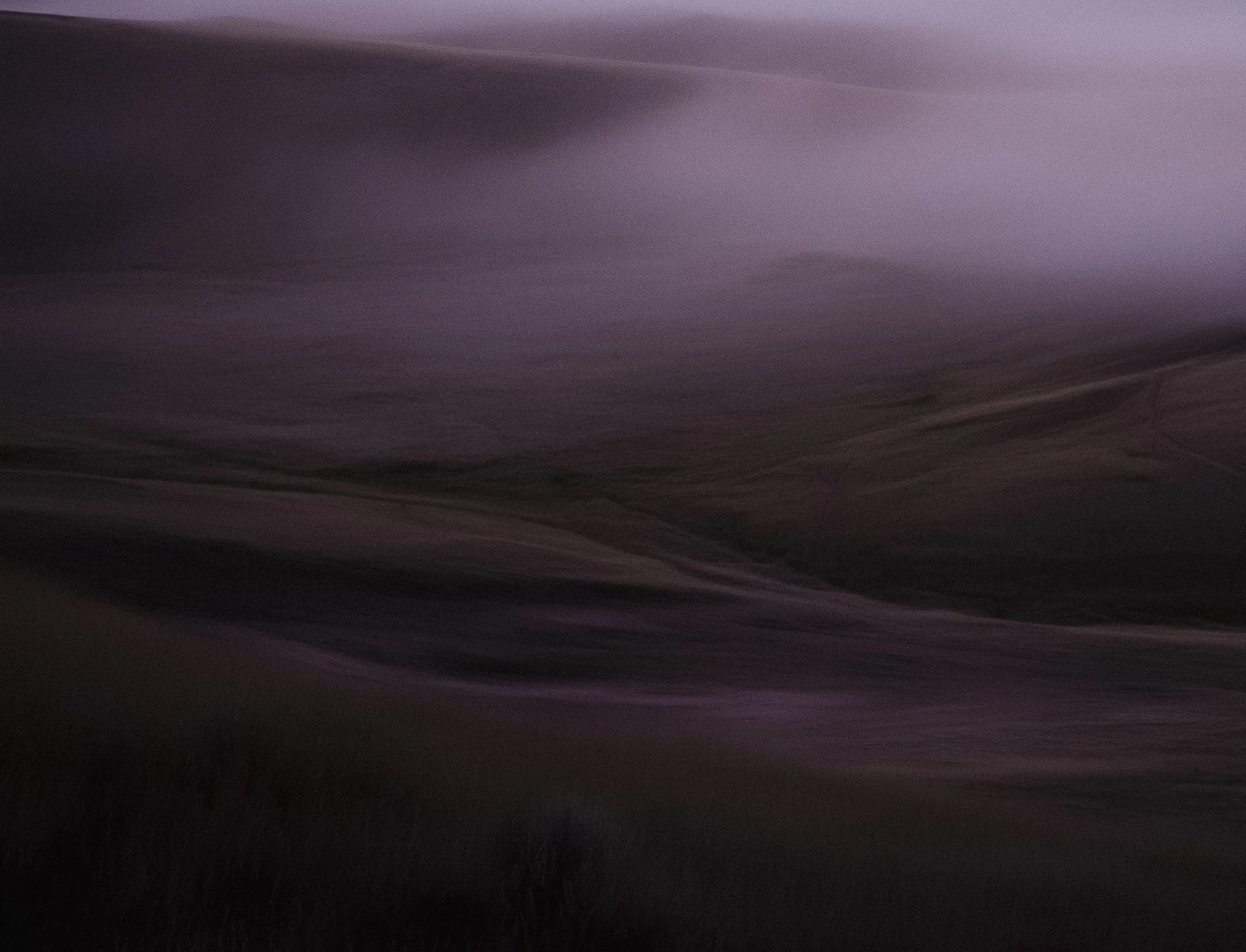 amani2464_a_dreamy_landscape_of_a_valley_with_rolling_hills._--_3acbe2f4-c3da-4a29-94e5-010292b8c200.jpg