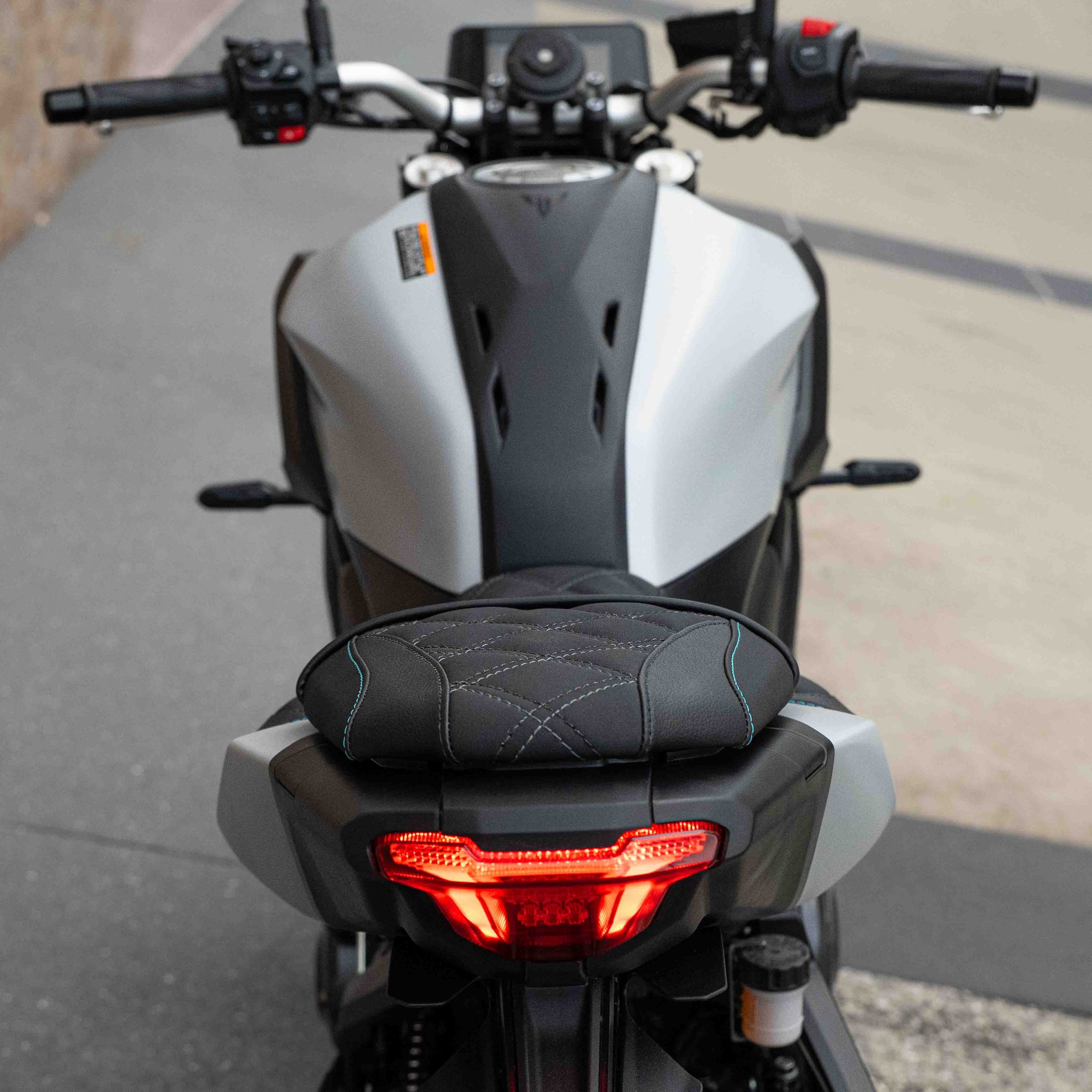 Yamaha MT07 2025 Kelpi Custom Seat Trim