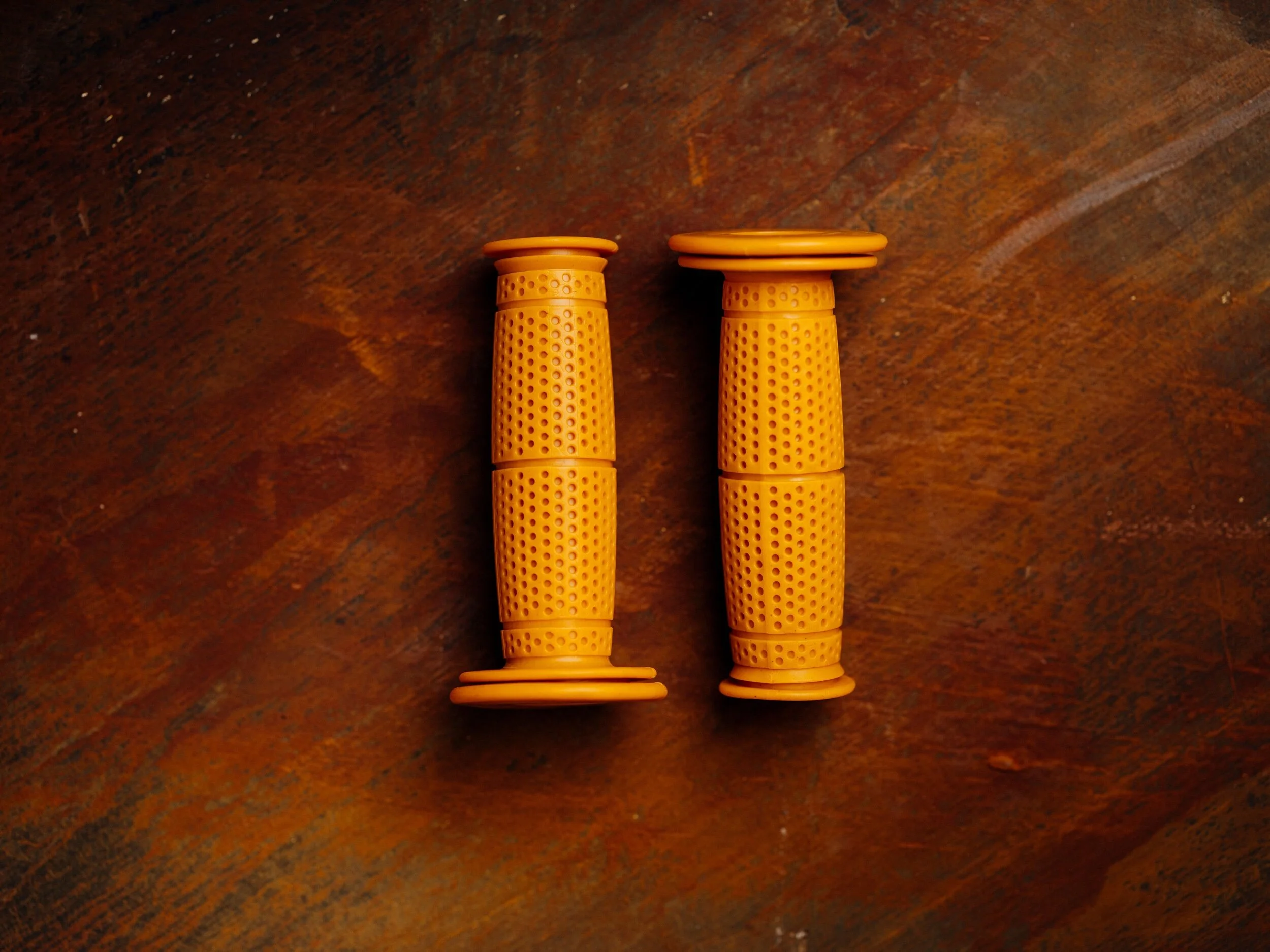 Motorcycle Bar End Mirrors Hindsight — KELPI CUSTOM MOTO