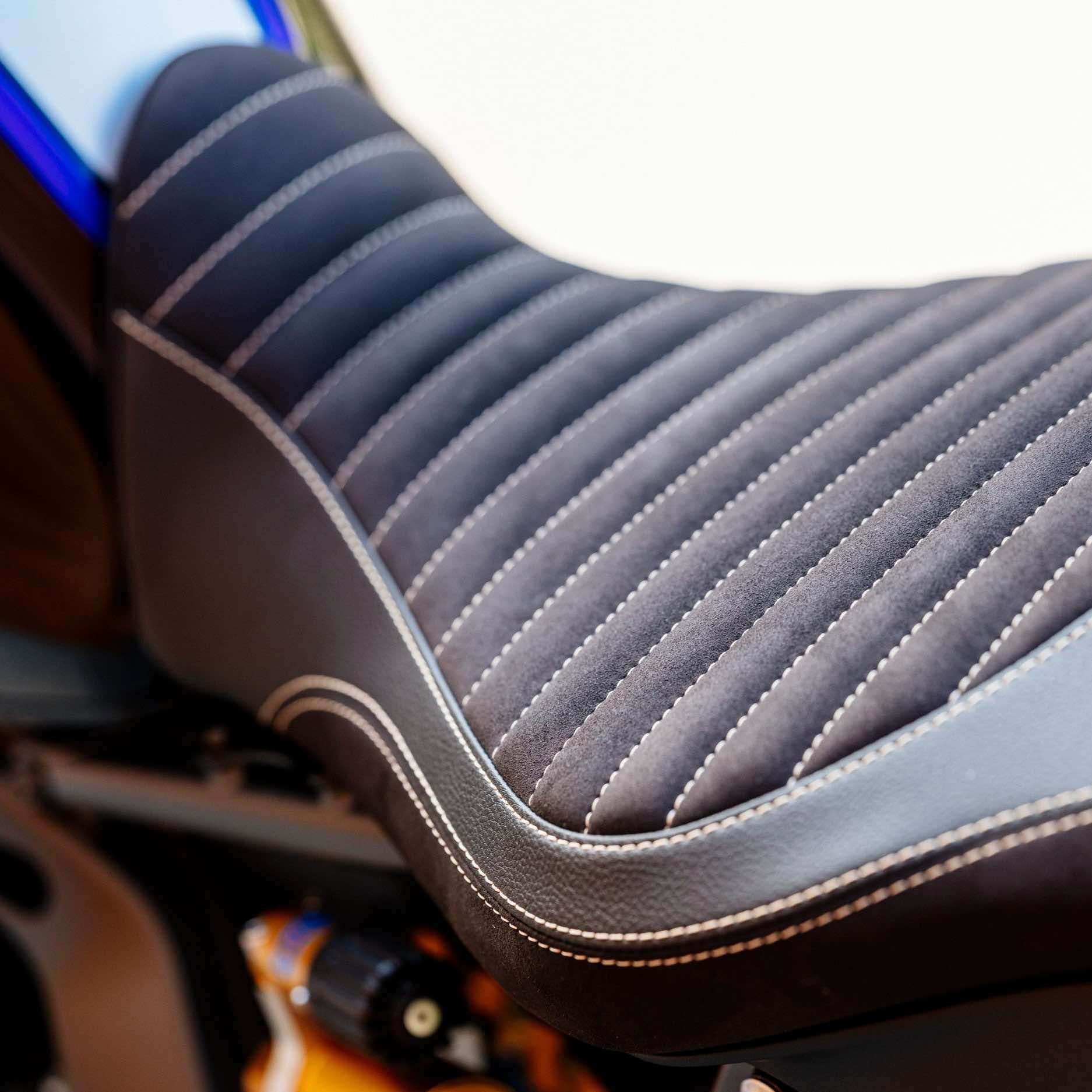 Yamaha MT07 Oxley Seat