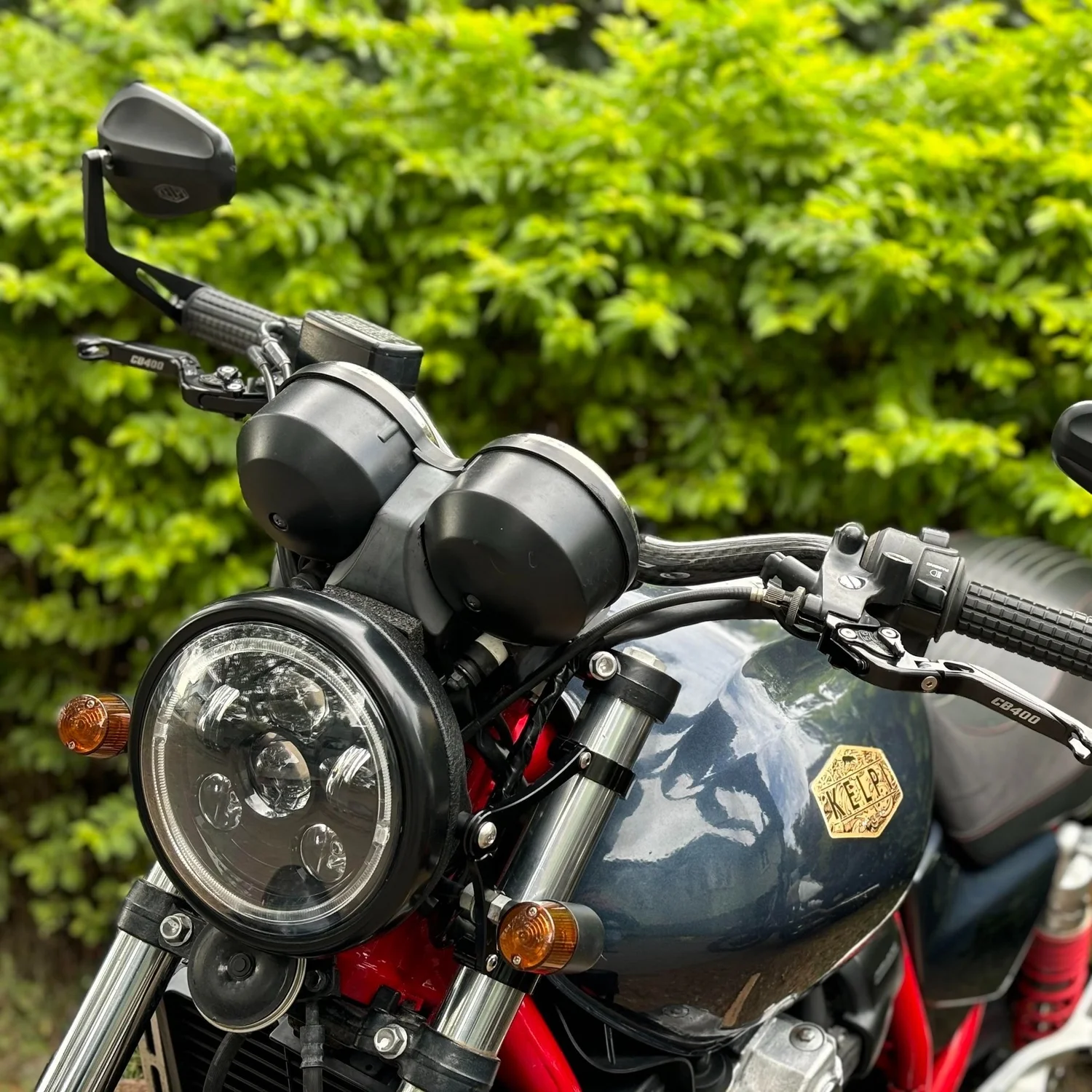 Scrambler Tracker Headlight Yezdi Scrambler Headlight Grill – LRL