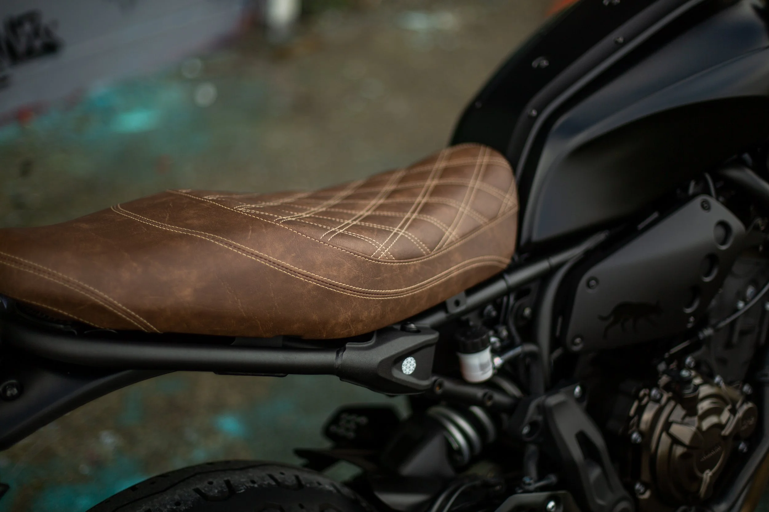 yamaha xsr700 seat