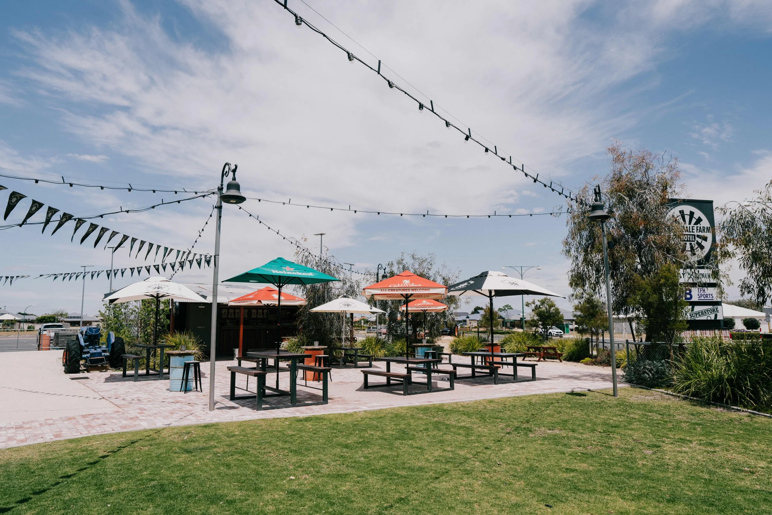 Treendale Contact 2 — Treendale Farm Hotel