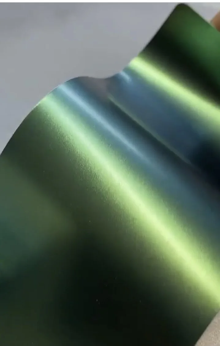 Matte Chameleon Spring Green Gold — Paradox Styling
