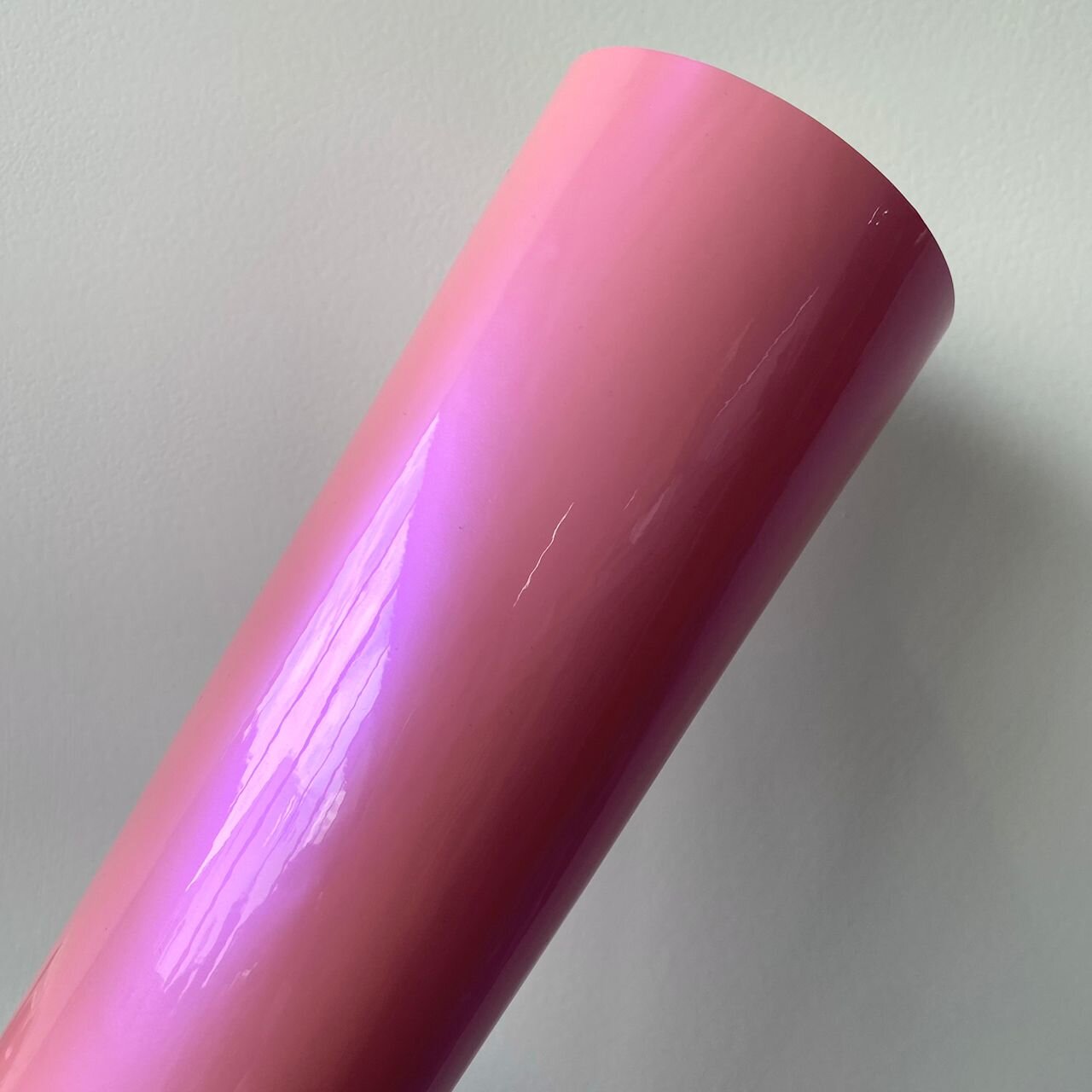 Erlkönig Pink Autofolie: Transform Your Prototype with Air Channel C