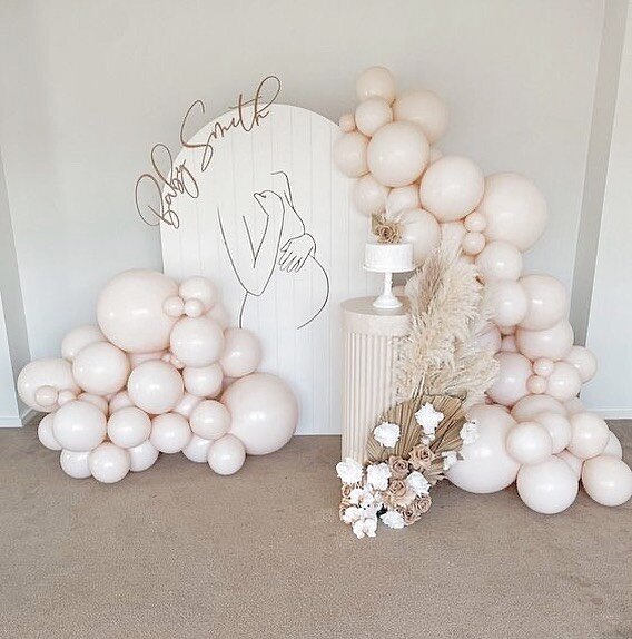 Simple nude Baby shower with a custom backdrop✨
#babyshower #babygirl #babyshowerideas #austinweddingplanner #austinevents
#austineventplanner #houstonwedding
#houstonweddingplanner #houstonevents
#houstoneventplanner #dallaswedding
#dallasweddingpl