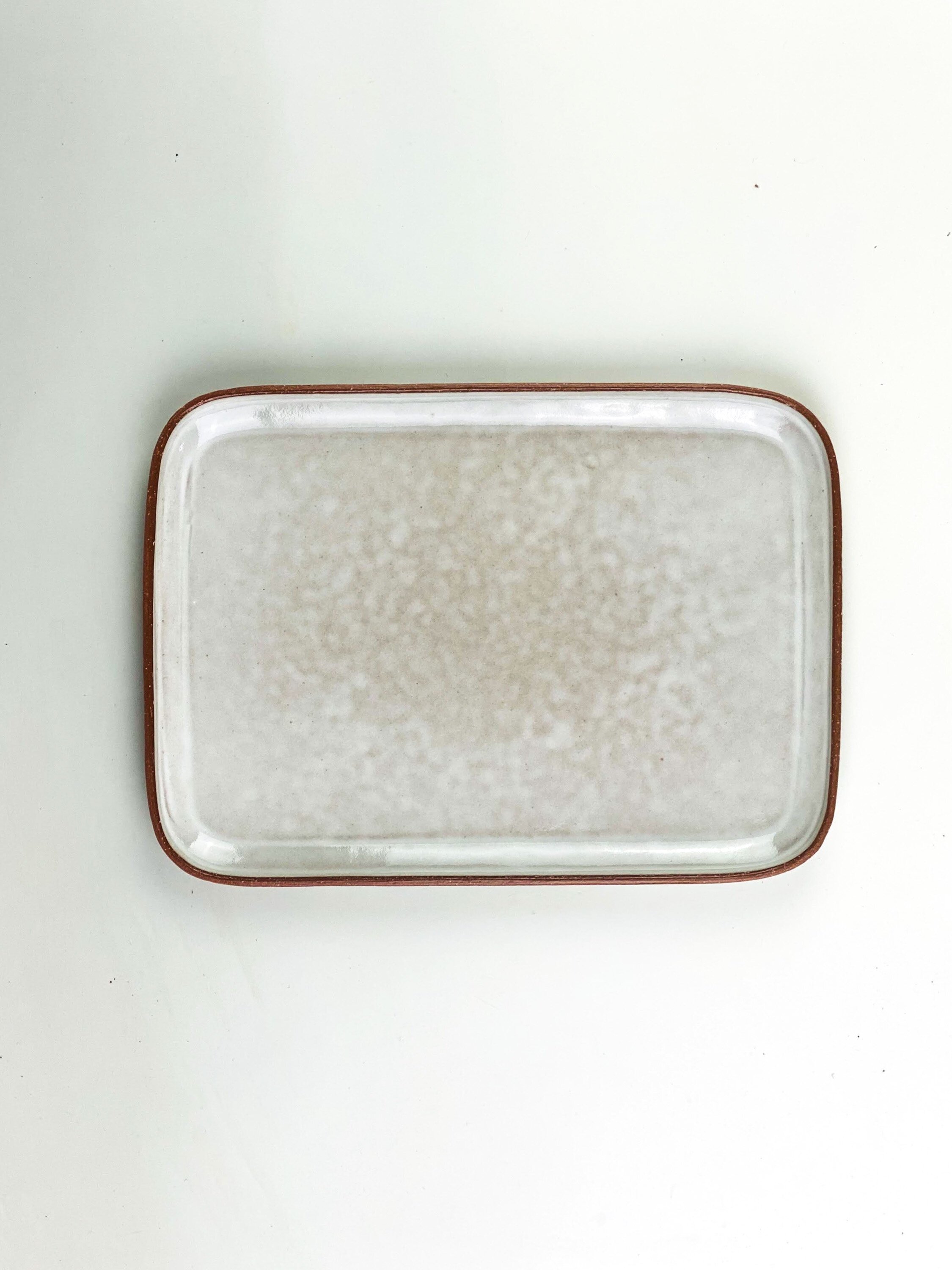 Hinterland+platter+rectangular+-+top.jpg