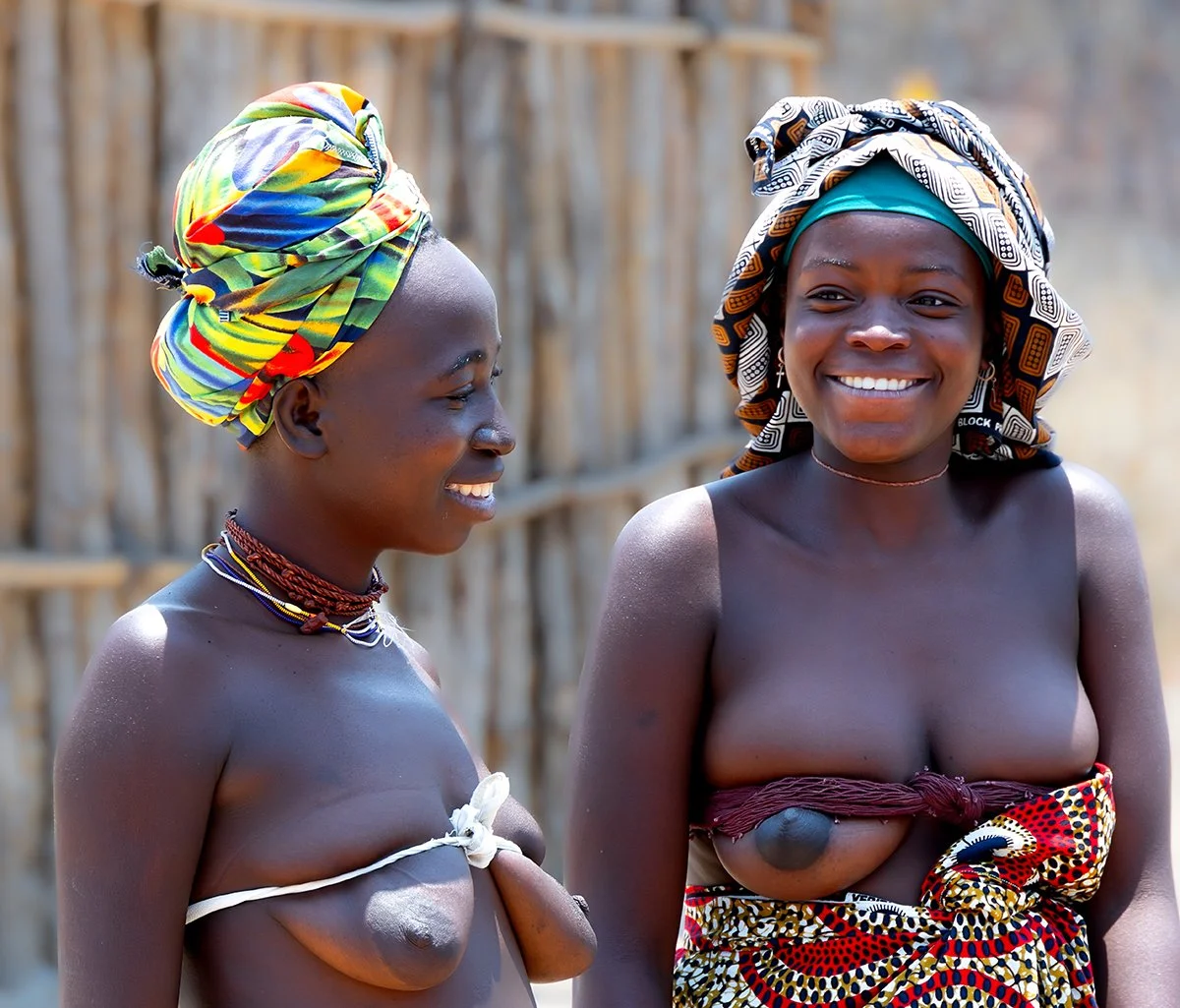 Ngendelengo Ladies - Angola