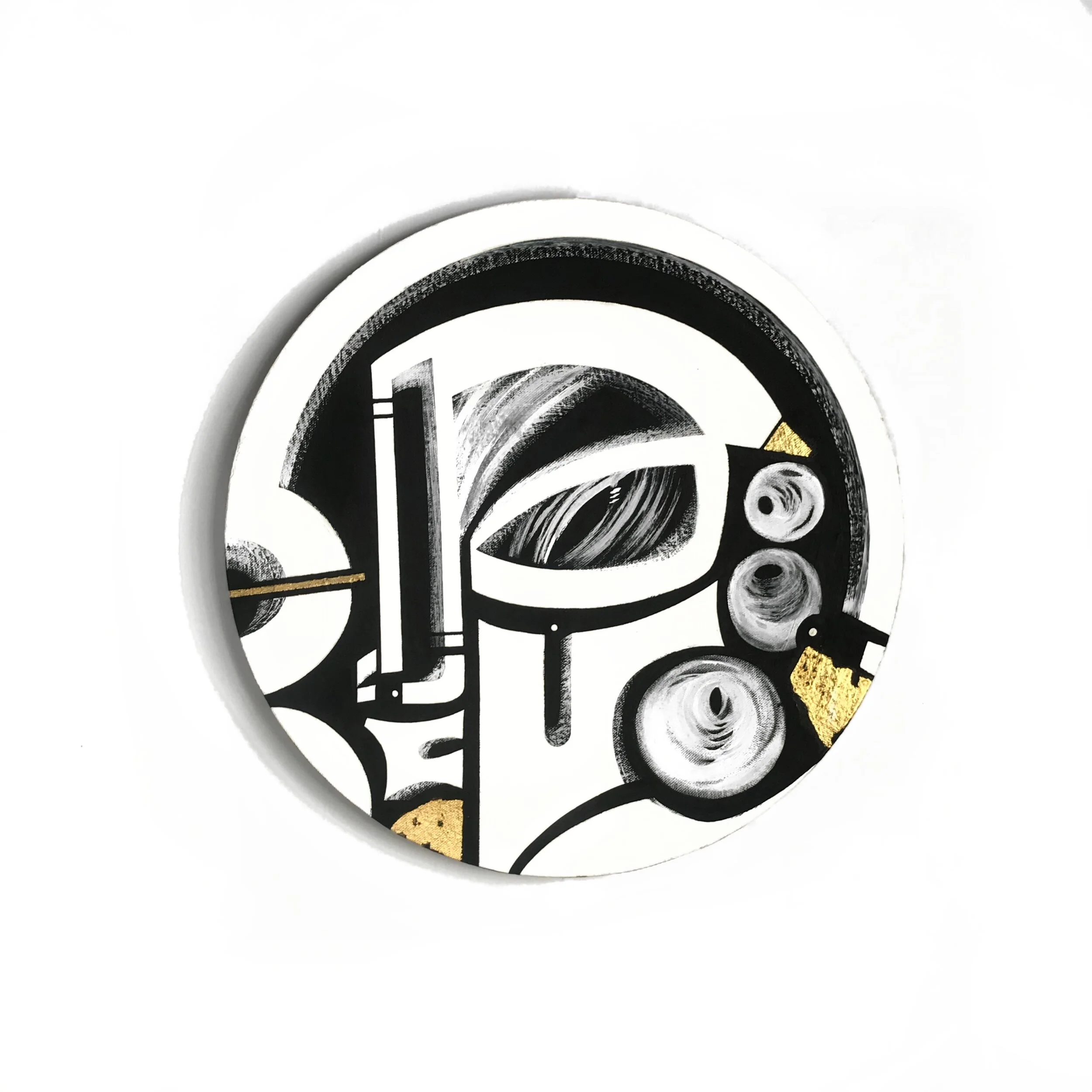 contemporary-abstract-figurative-artist-anu-oro-poise-round-acrylic-painting