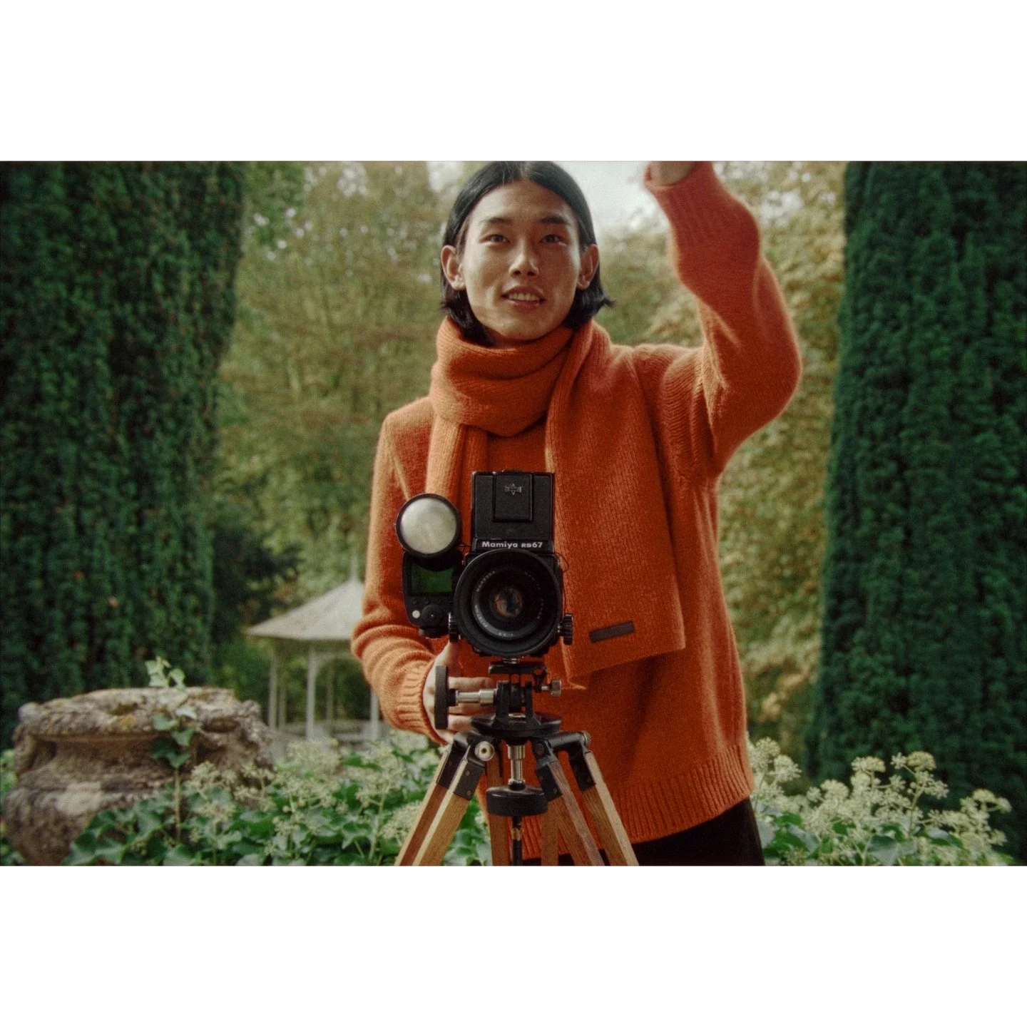Alexa 35 Film Emulation adventures for Berluti - 'Holiday Scenes'

Beautifully shot on an amazing camera to work with.

Production Company: @brother___film
Director: @goshdamnduo
Colour: @danmorancolour
Editor: @chrisurmstonfilmediting 

#cinematogra