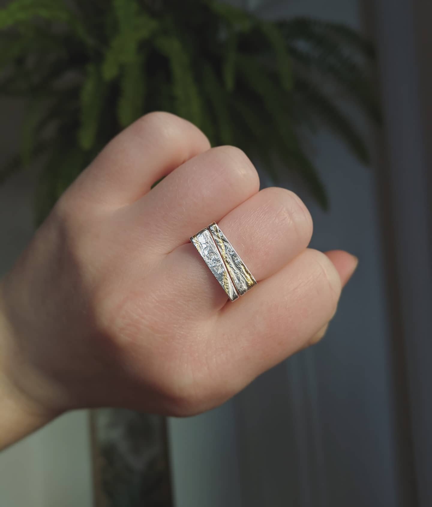 A wee sterling silver and keumboo Neolith ring before it went in the post. Each one is made entirely by hand, uniquely hammer textured and annoys my neighbours. 

#statementring #squarering #squarerings #uniquegifts #handmadeinscotland #madebyhand #h