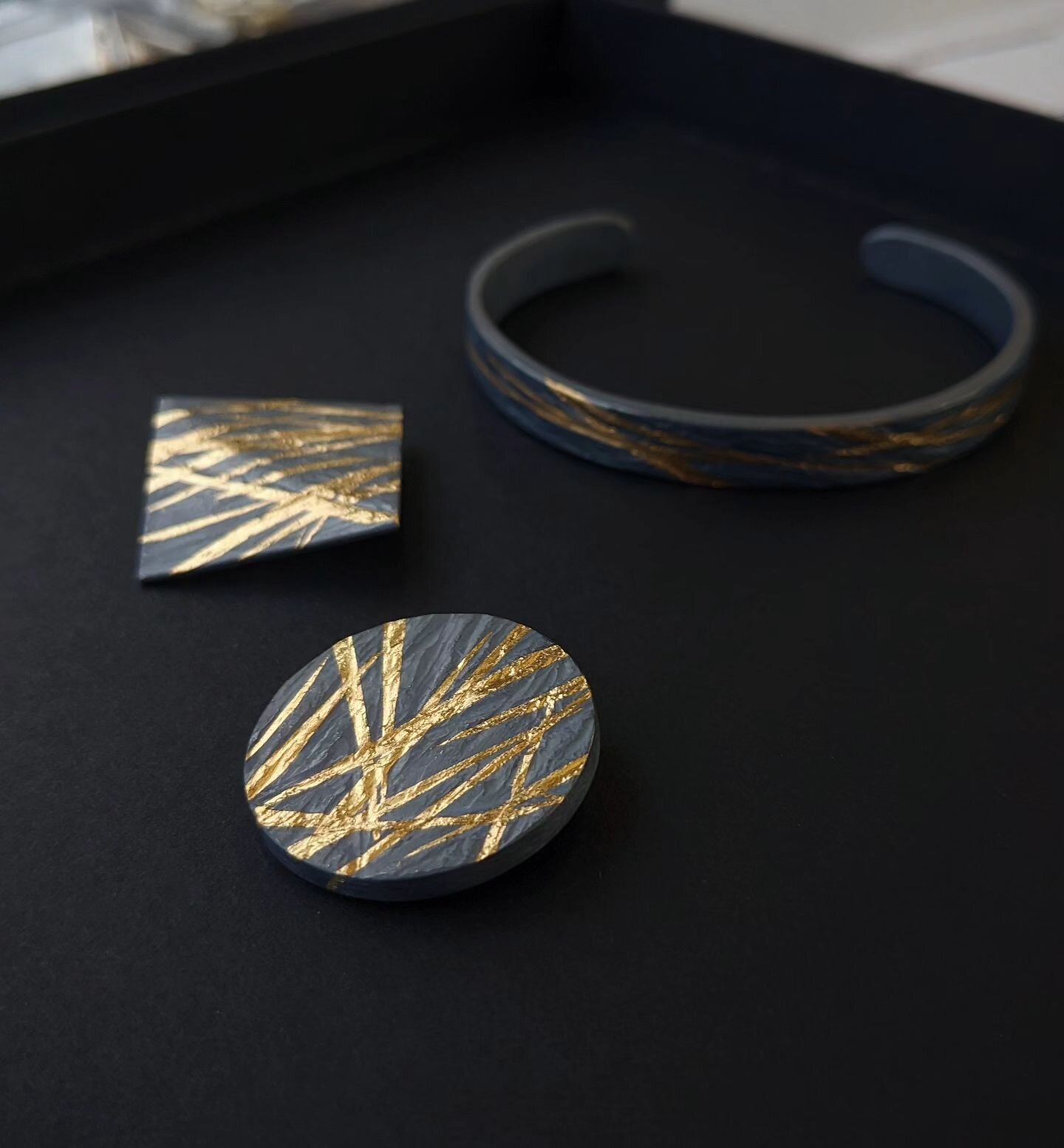 Some new bits. And many more bits to finish... Getting really excited about Elements! Open Friday 27th - Sunday 29th October at @lyonandturnbull, Broughton Place, Edinburgh 

For more info see @scottishgoldsmithstrust