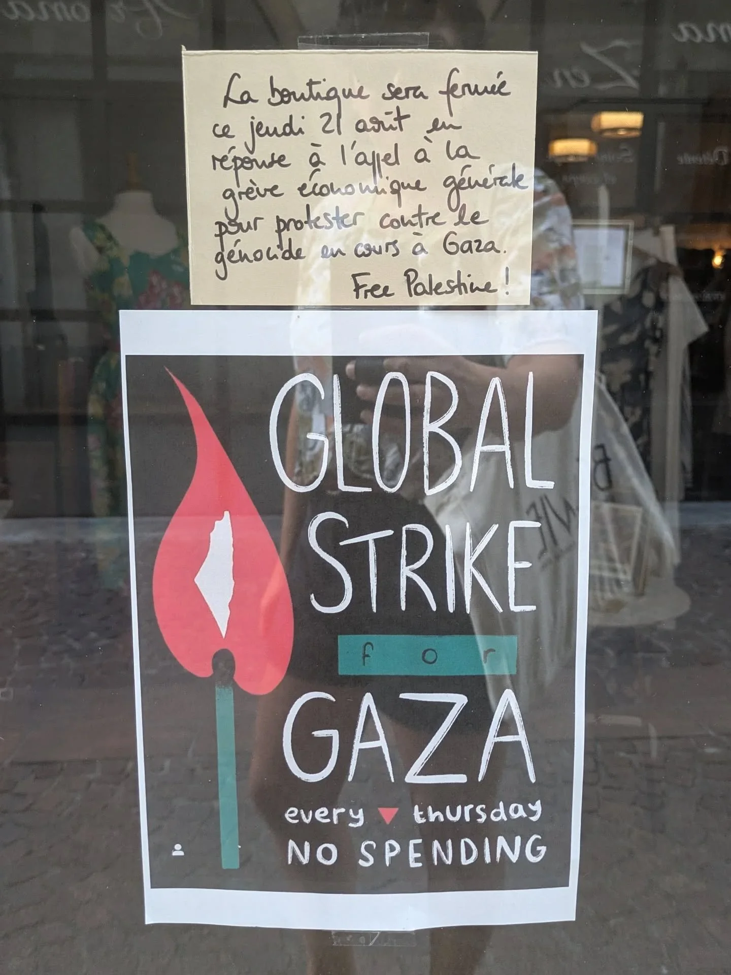 Élevons nos voix contre l'inacceptable. 
#globalstrikeforgaza #stopgenocideingaza🇵🇸 #freepalestine🇵🇸 #figeac #figeacmaville