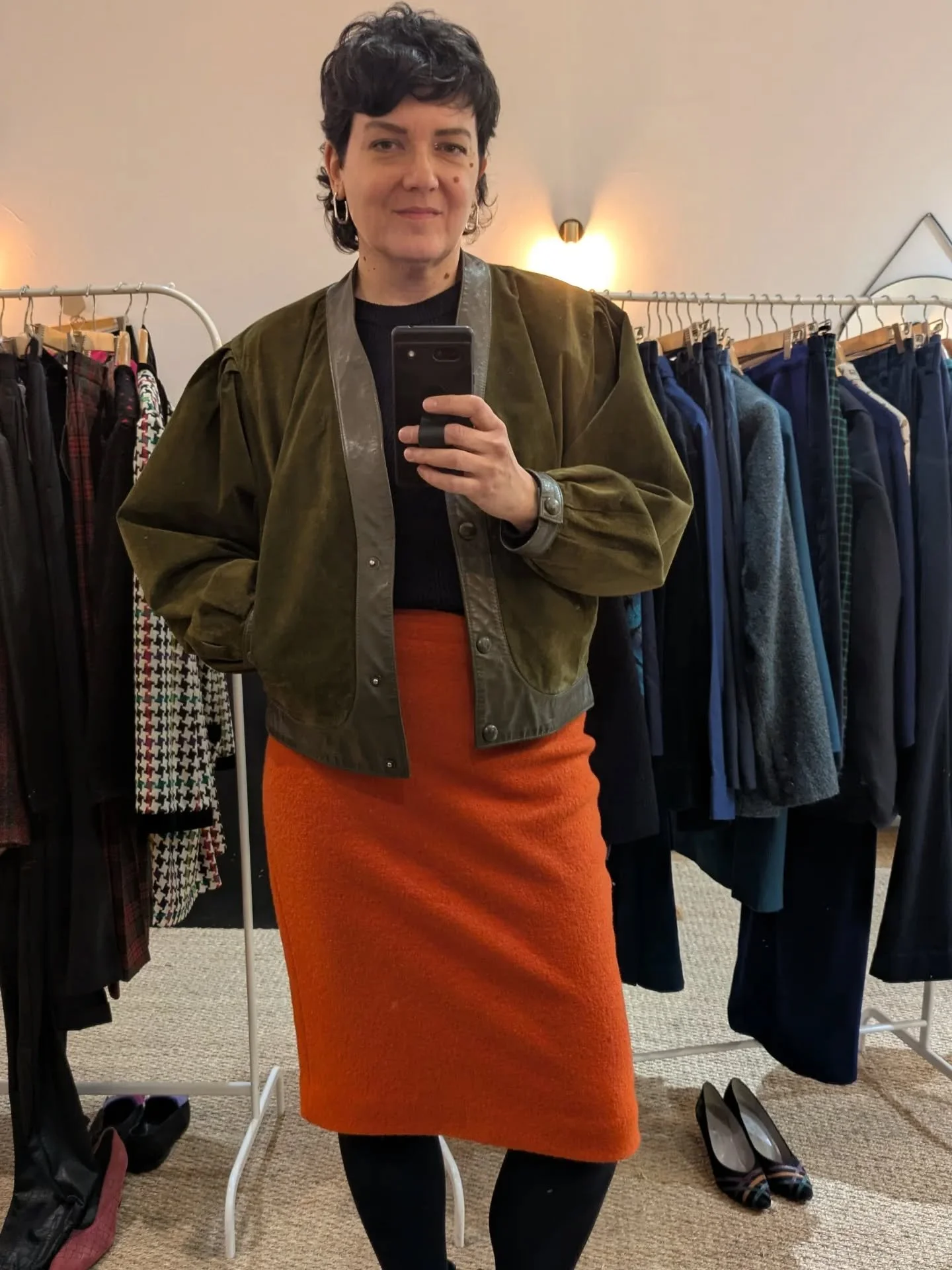 Blouson collection perso
Jupe @chiff.la_fripiere 🫶🏻