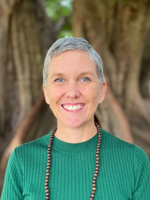 Georgia Byles, couples therapist