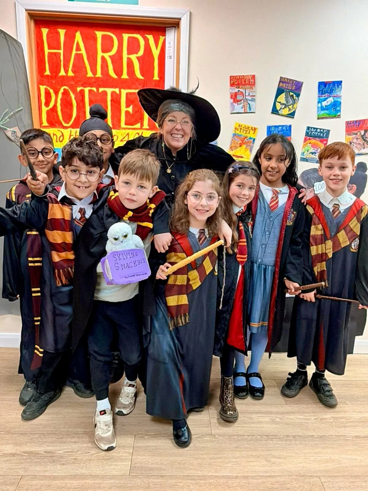 Moments captured from our World Book Day!📚 
From planned class costumes to creative door displays and our infamous book quiz we had such a fabulous day together!🍎 

#prepschool #hertfordshiremums #bedfordshireschools #lutonschools #worldbookday