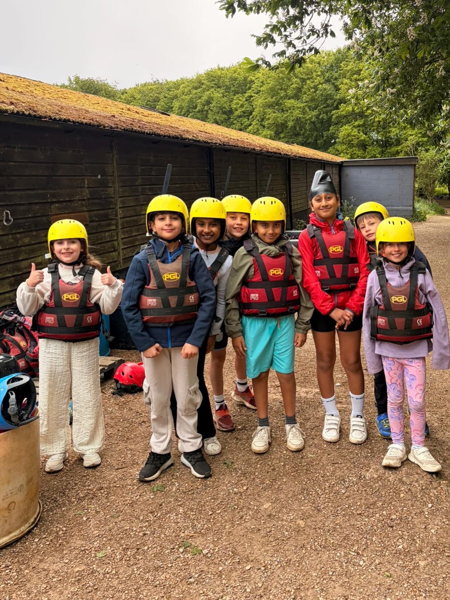Our Prep 4 class are having a great time at PGL @pgl.adventures So far today they&rsquo;ve had a ginormous breakfast, completed problem solving challenges and now they&rsquo;re off canoeing!🛶🍎

#prepschool #hertfordshireschools #bedfordshireschools