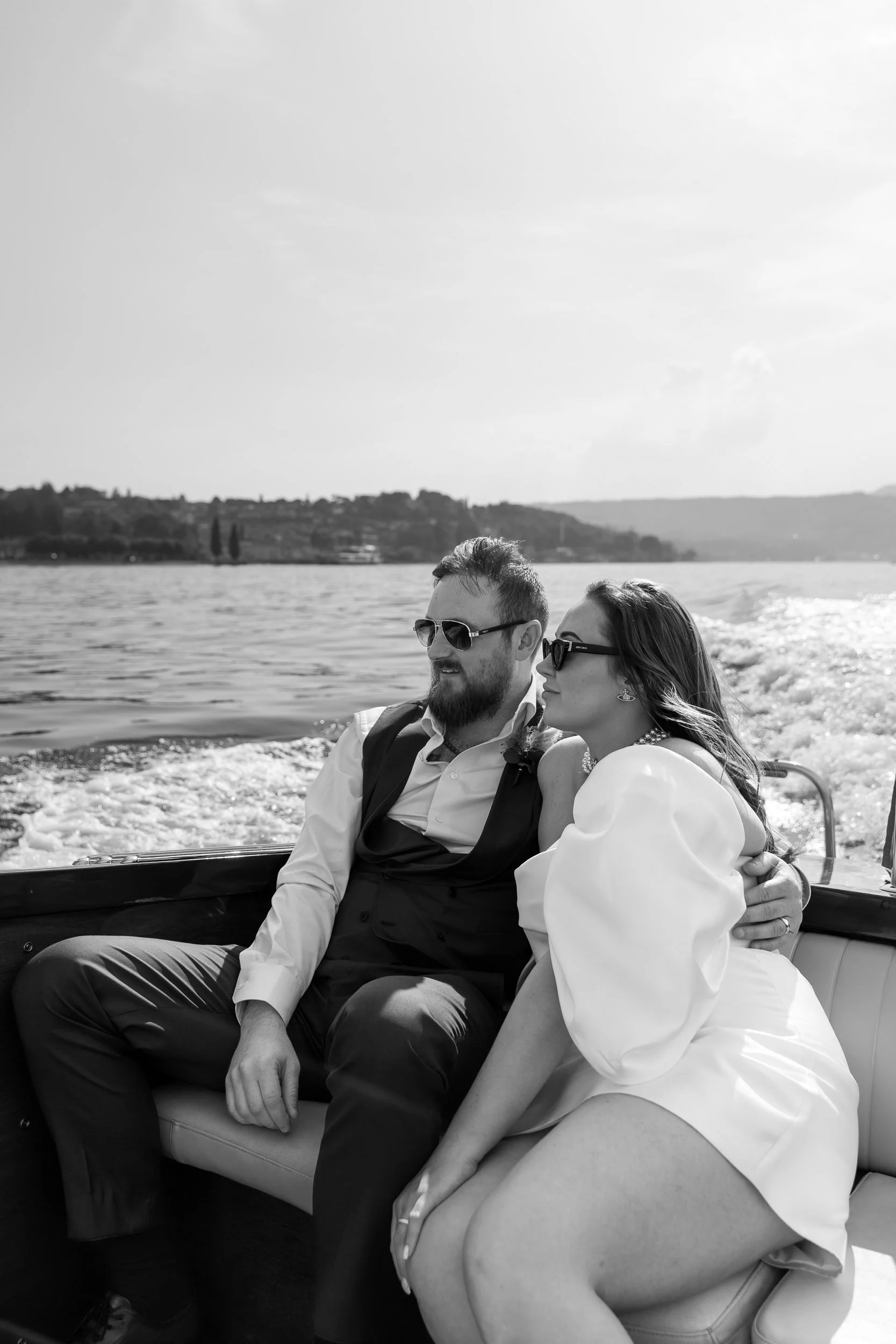 fotografia-matrimonio-elopement-isola-del-garda-lago-75.jpg