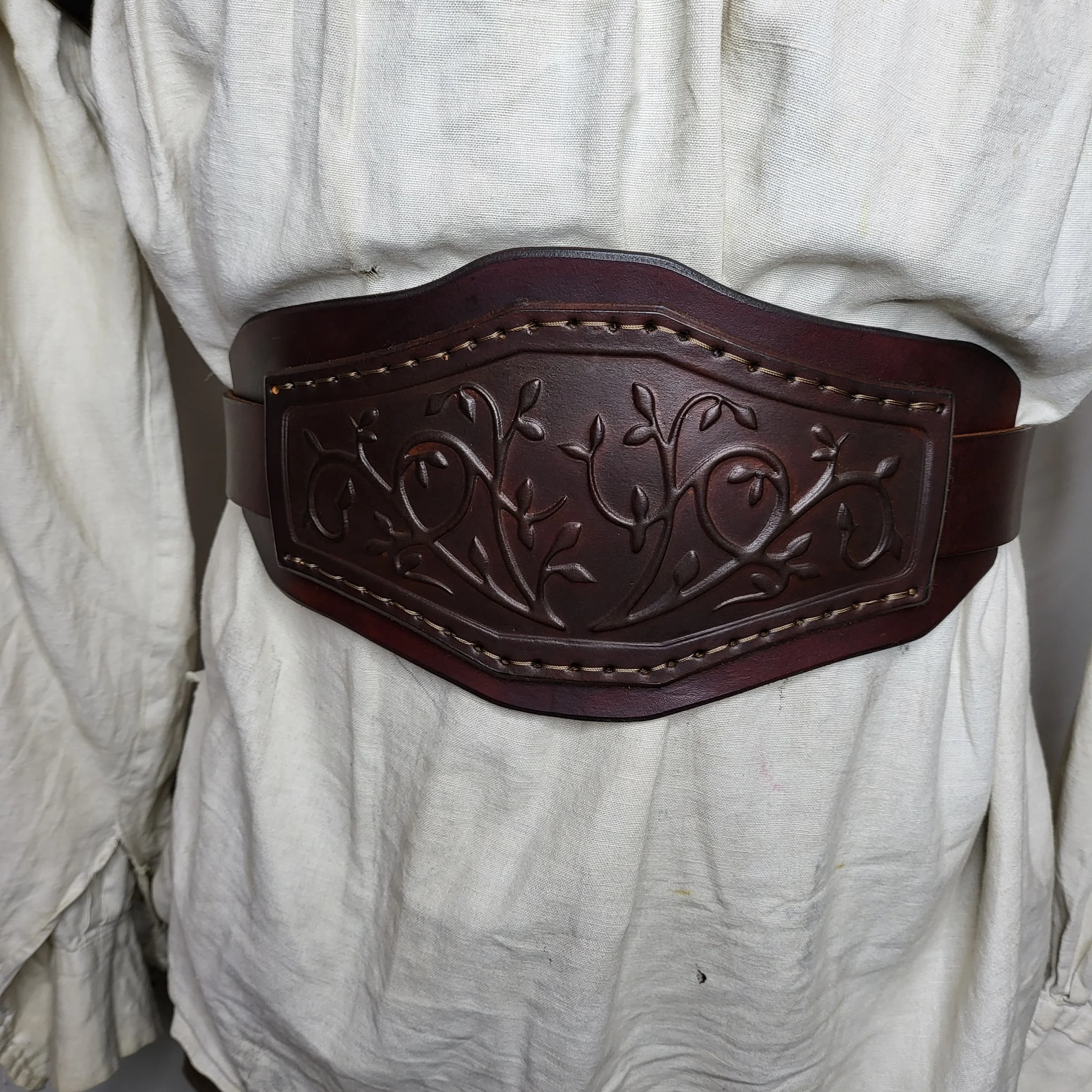 embossed verdant belt (2).jpg
