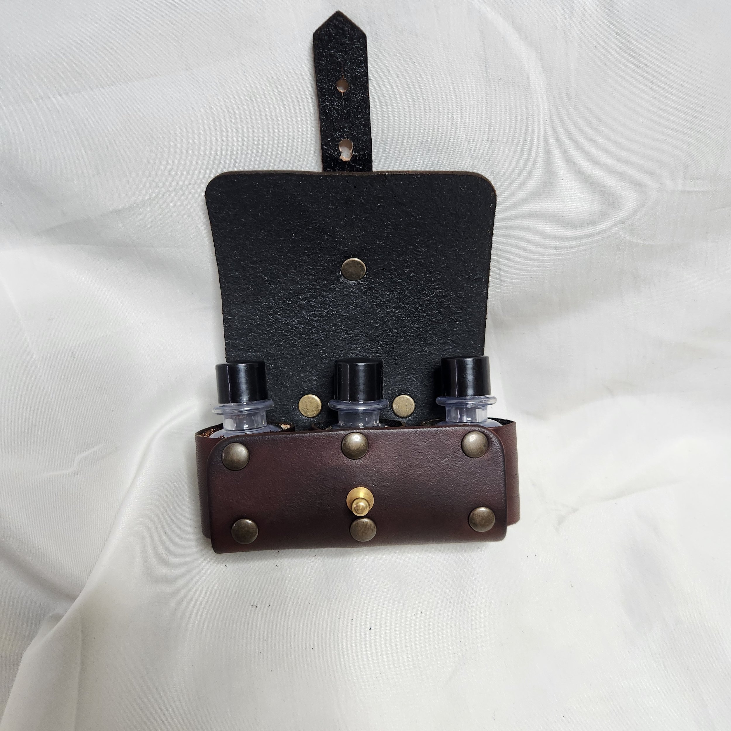 potion pouch (4).jpg