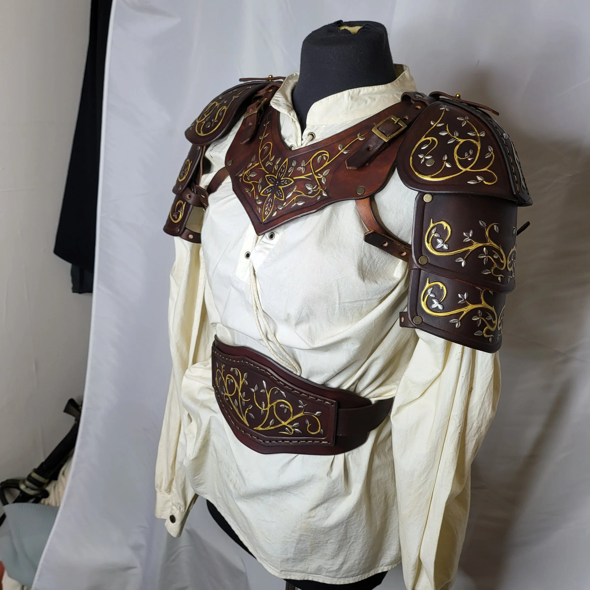 ornate verdant set (2).jpg